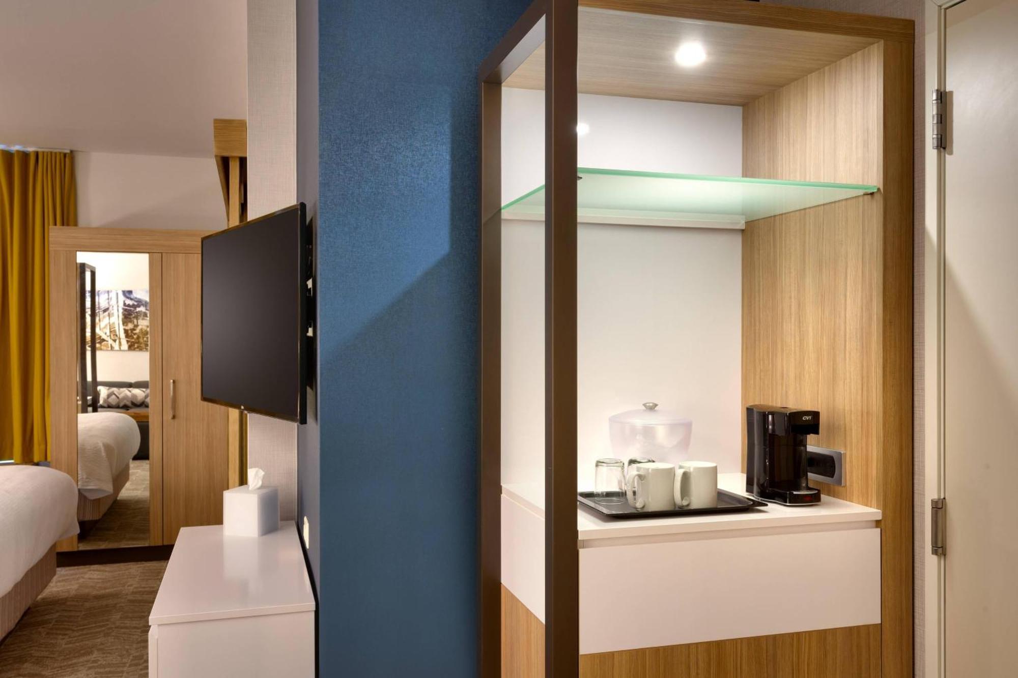 Springhill Suites By Marriott Coralville Εξωτερικό φωτογραφία