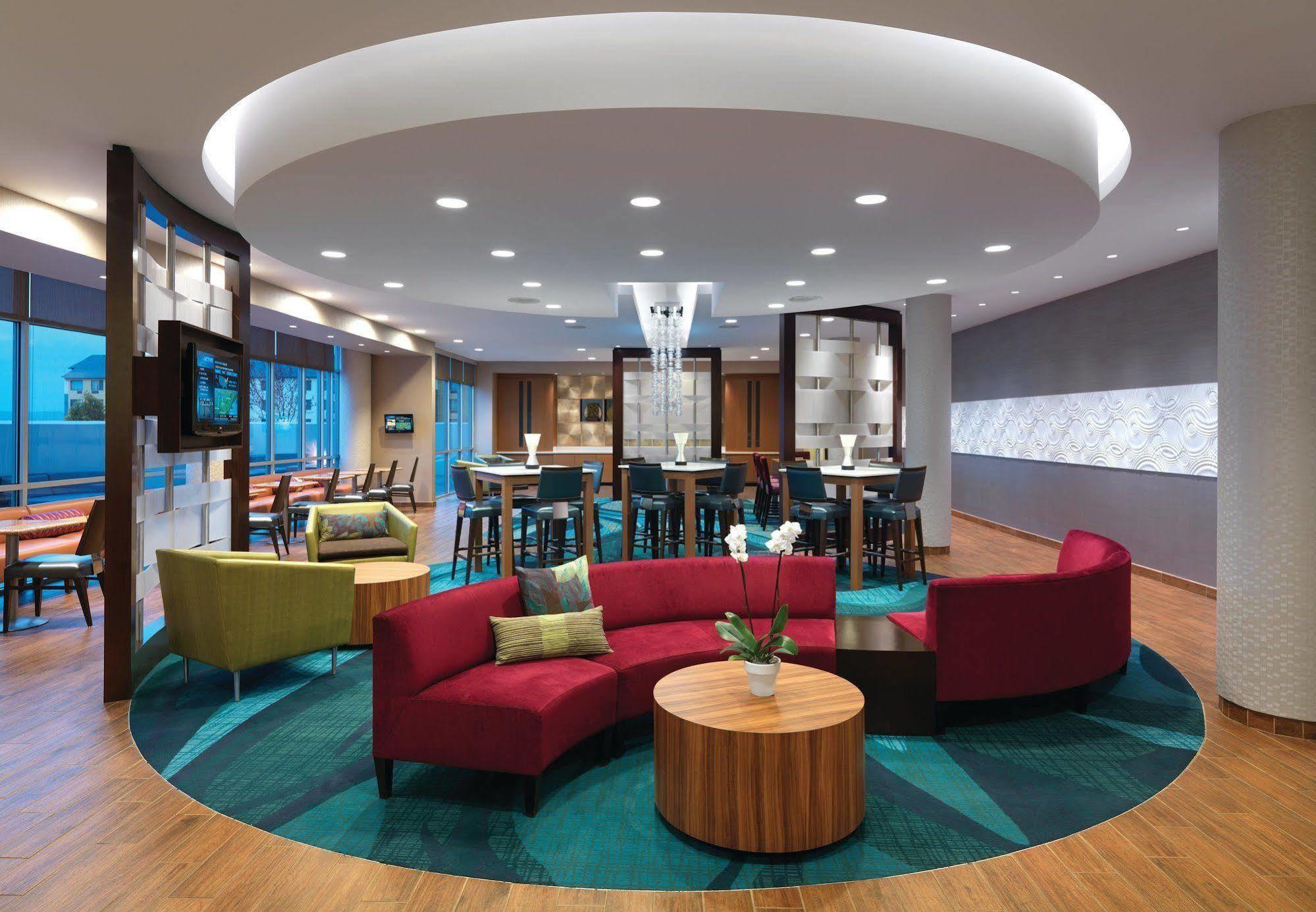 Springhill Suites By Marriott Coralville Εξωτερικό φωτογραφία